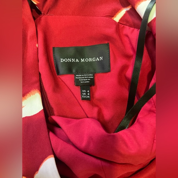 DONNA MORGAN Deep red abstract print open back maxi‎ dress size 4. - Picture 12 of 16